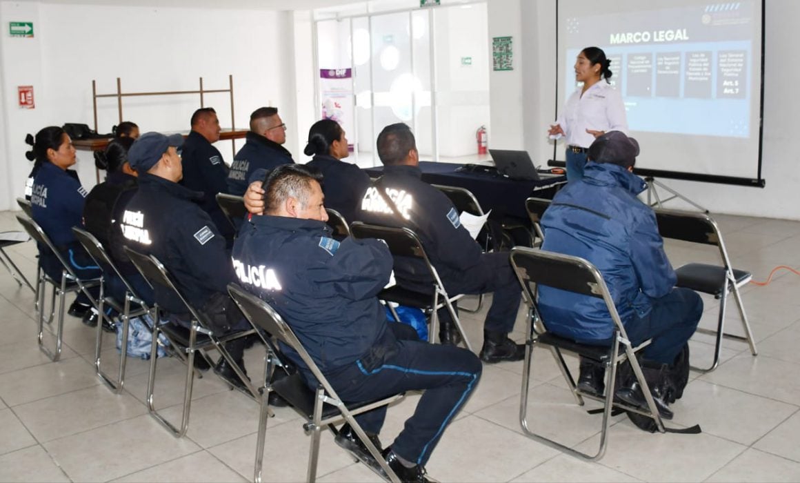 Realizan curso de capacitación para policías municipales de Apetatitlán