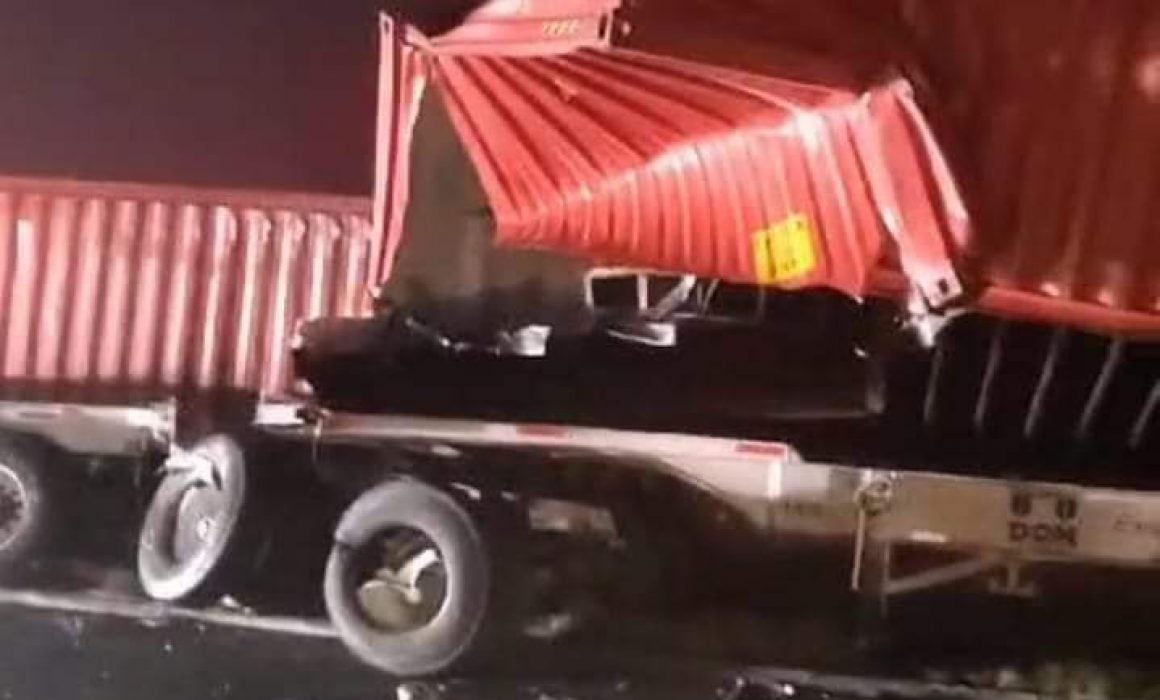Muere conductor de tráiler en fatal accidente en la Amozoc-Perote, en Cuapiaxtla