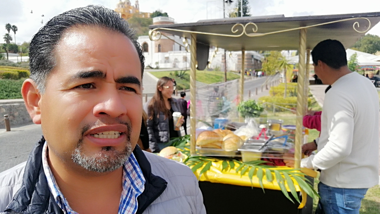 Impulso a la reactivación económica en San Andrés Cholula: Entrega de carritos para comerciantes locales