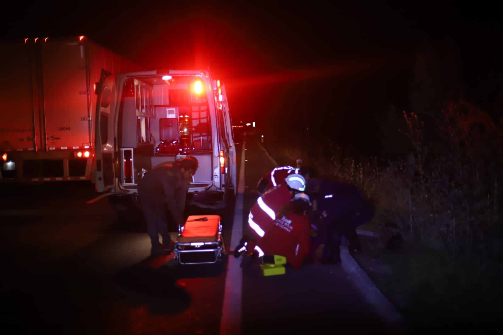  Motociclista es embestido y abandonado a su suerte sobre la autopista Tlaxcala-San Martín Texmelucan