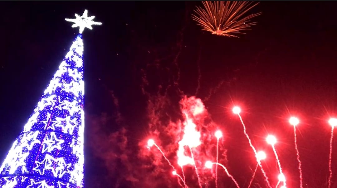 Navidad con Rumbo inunda de colores y alegría el cielo sanandreseño