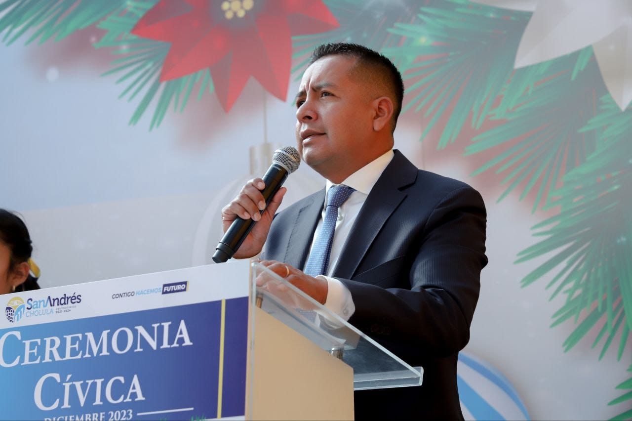 Llama Mundo Tlatehui a trabajar con compromiso para las y los sanandreseños