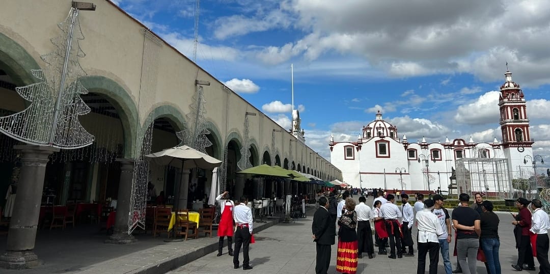 Por: Cortesía Lula Pineda Analizan aumento salarial a trabajadores sindicalizados del ayuntamiento cholulteca