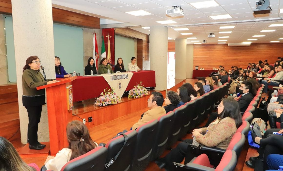 Por: Cortesía Realiza UATX congreso de egresados en Odontología