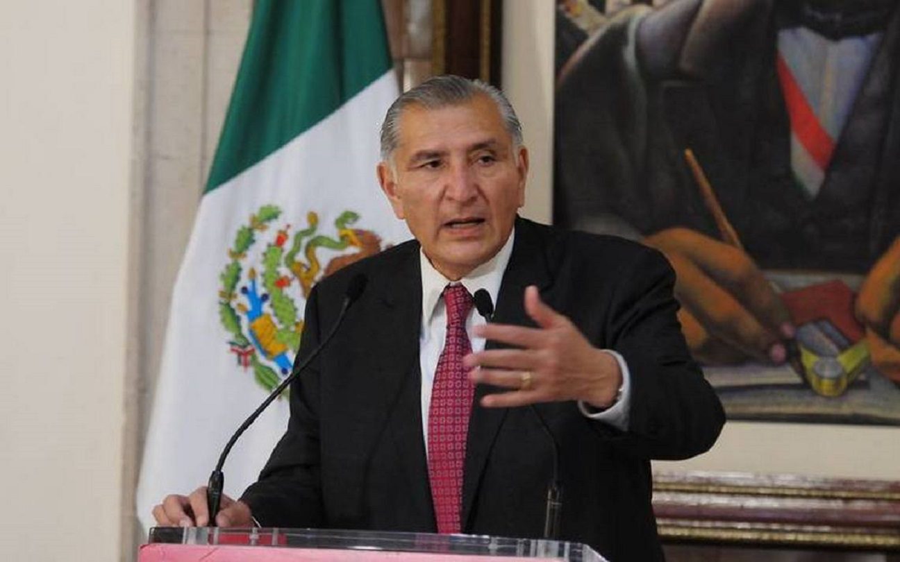 Por: Cortesía Adan Augusto celebra salida Lorenzo Córdova: "se les acabará a los partidos la repartidera del botín político"