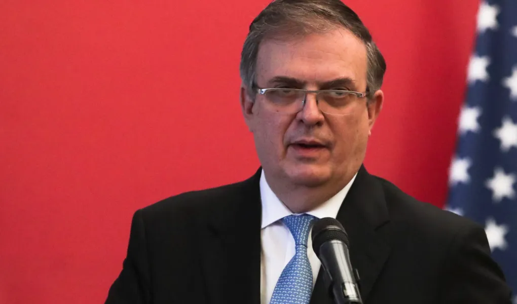 Por: Cortesía Anuncia Ebrard que Más de un millón de mexicanos residentes en EU recibirán la ciudadanía de ese país