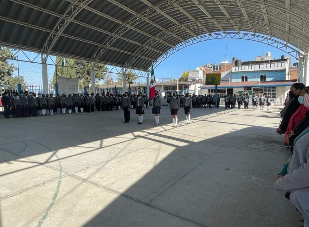 Por: Cortesía Lula Pineda Permanente compromiso con el sector educativo en Coronango