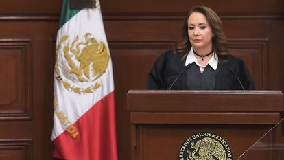 Por: Cortesía SEP ‘devolverá bolita’ a UNAM sobre título de Yasmín Esquivel: ‘Que no evadan su responsabilidad’