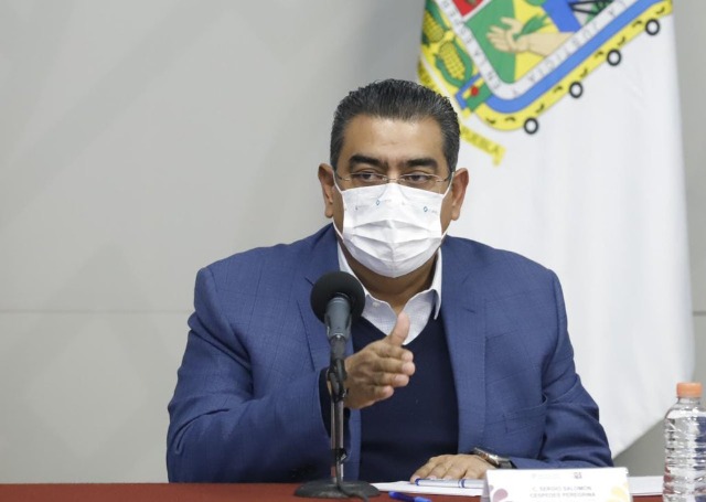 Gobernador de Puebla pide a aspirantes respetar los tiempos electorales