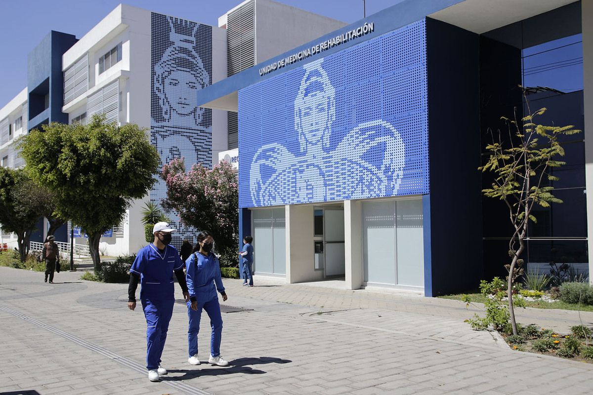 Rectora de la BUAP llama a mantener protocolos sanitarios en clases presenciales