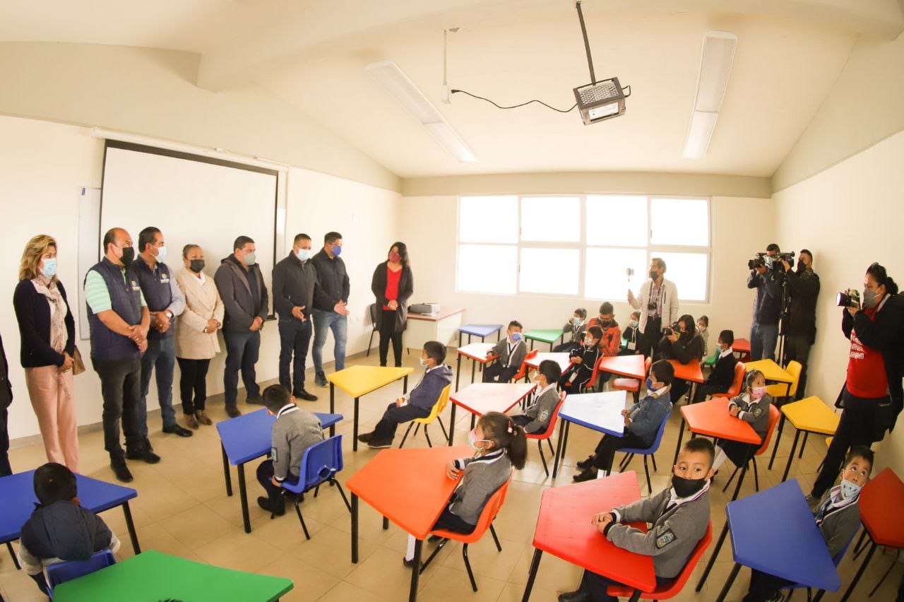 Comunicado oficial Entrega Mundo Tlatehui dos aulas didácticas en el preescolar Alfredo Nobel