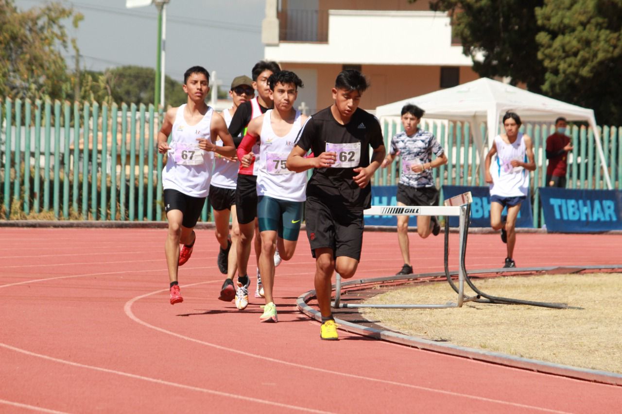 Prepara IDET primer control de atletismo