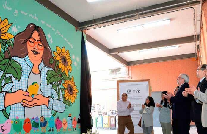 Yaretzi Adriana: UNAM rinde homenaje a joven que murió en choque del Metro en Línea 3