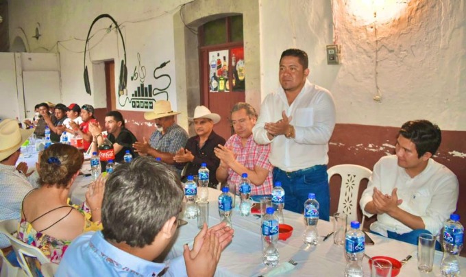 Por: Cortesía Fiscalía ya investiga a edil de Zapotitlán de disparar contra escuela primaria