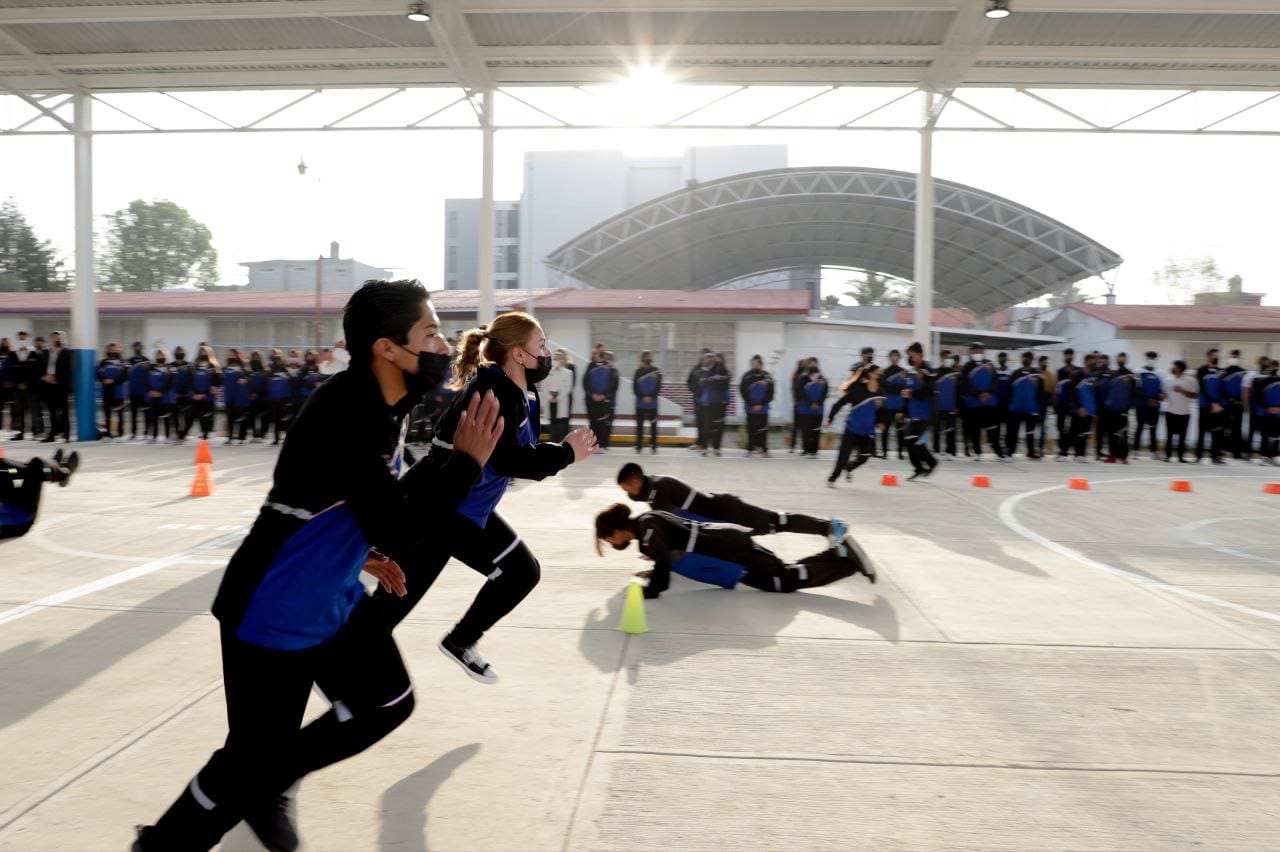 Comunicado oficial Entrega Mundo Tlatehui obra de techado en Bachillerato Digital No. 4
