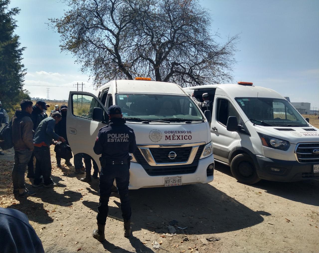 Por: Cortesía Detienen a 23 migrantes que viajaban a bordo del ferrocarril, en Xaloztoc