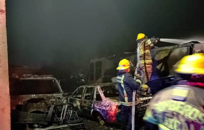 Por: Cortesía Sin lesionados en Contla tras incendio en deshuesadero