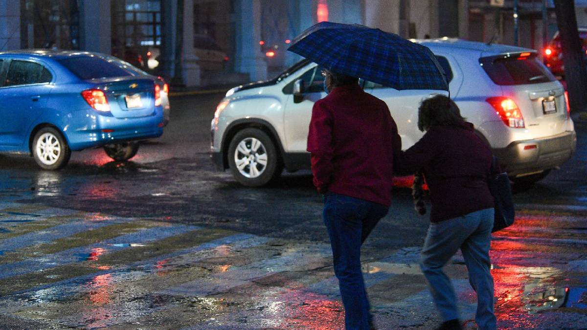 Por: Cortesía Este lunes se espera frío y fuertes lluvias en varios estados del país