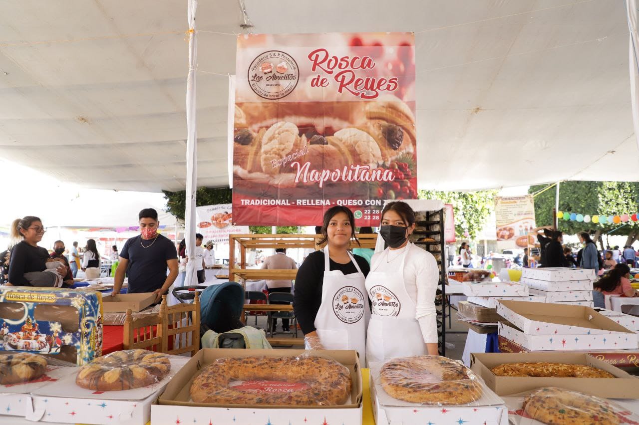 Por: Cortesía Inaugura Edmundo Tlatehui la Feria de la Rosca 2023 en San Rafael Comac