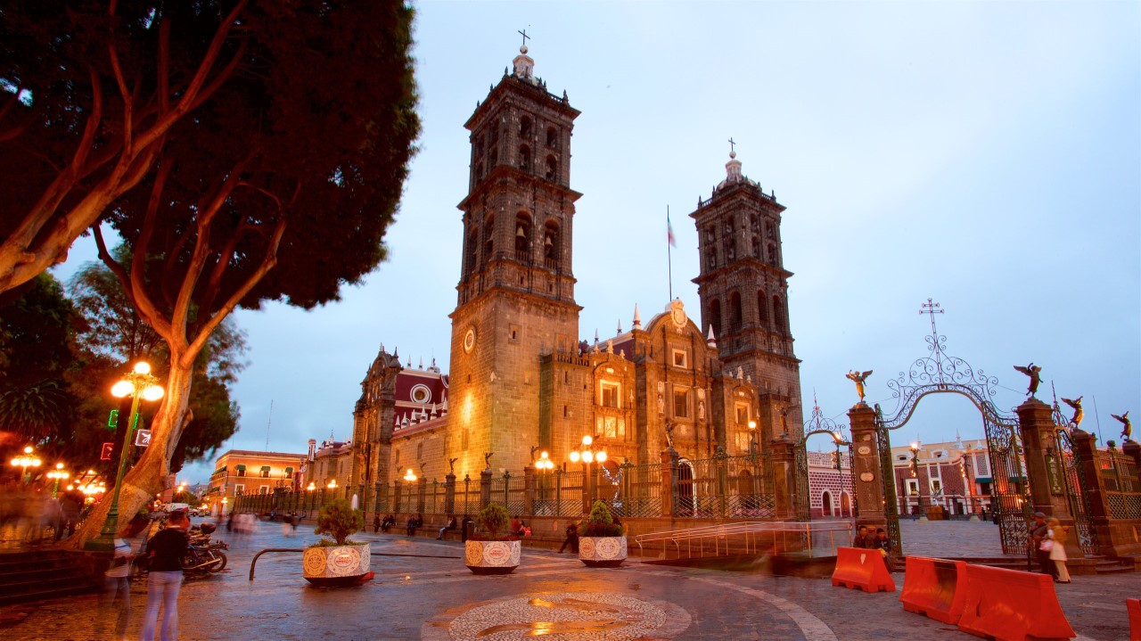Por: Cortesía En la segunda quincena de enero iniciarán trabajos de mantenimiento a fachada de la Catedral de Puebla