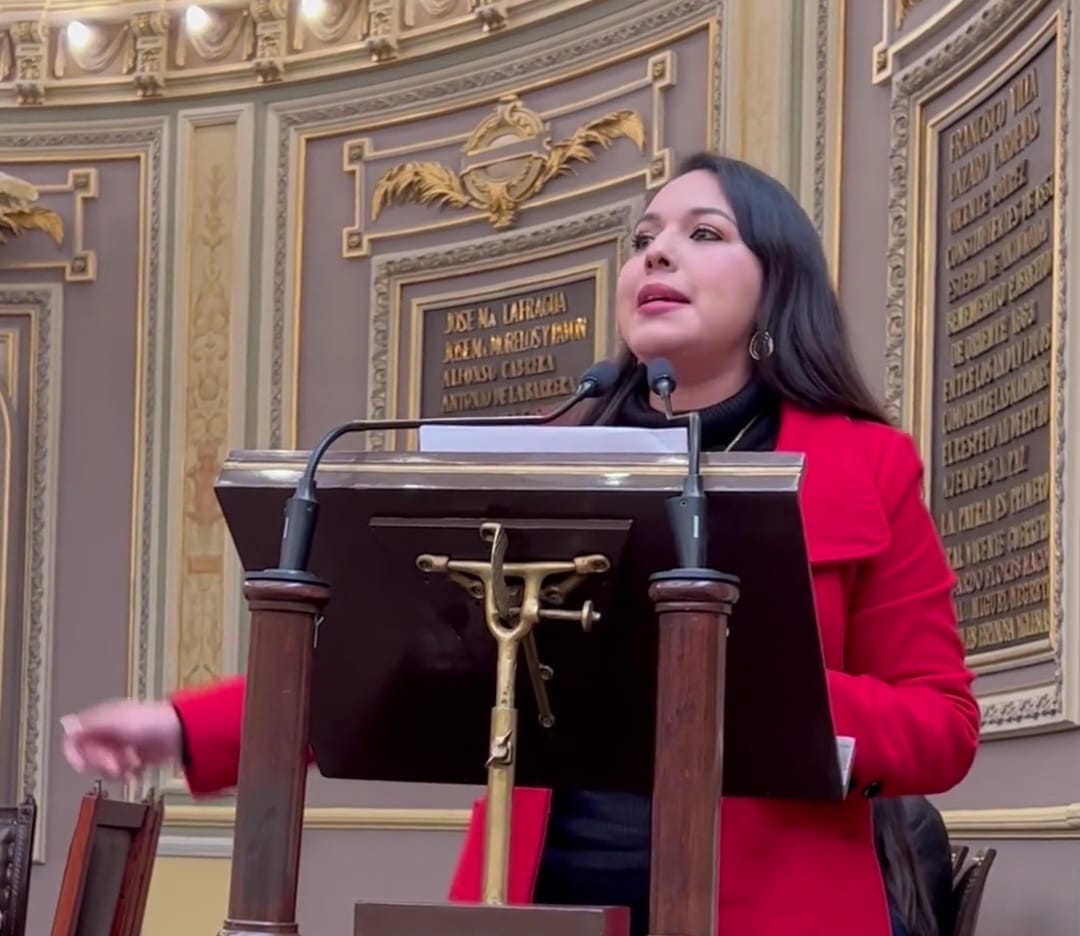 Exhortan diputadas a gobierno cholulteca instaurar en su cargo a la regidora Beatriz Pérez Fragoso
