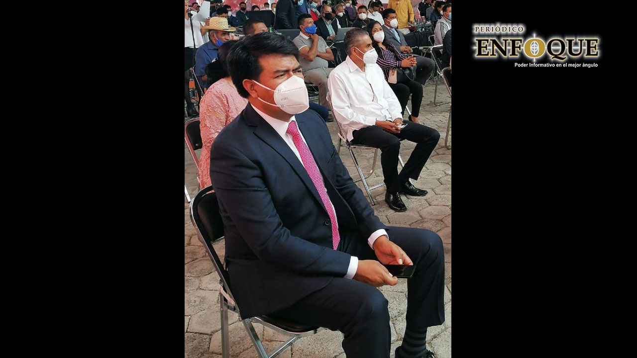 Por: Marisol Oropeza Javier Aquino oriundo de Acatzingo es ahora el jefe de oficina del gobierno del estado