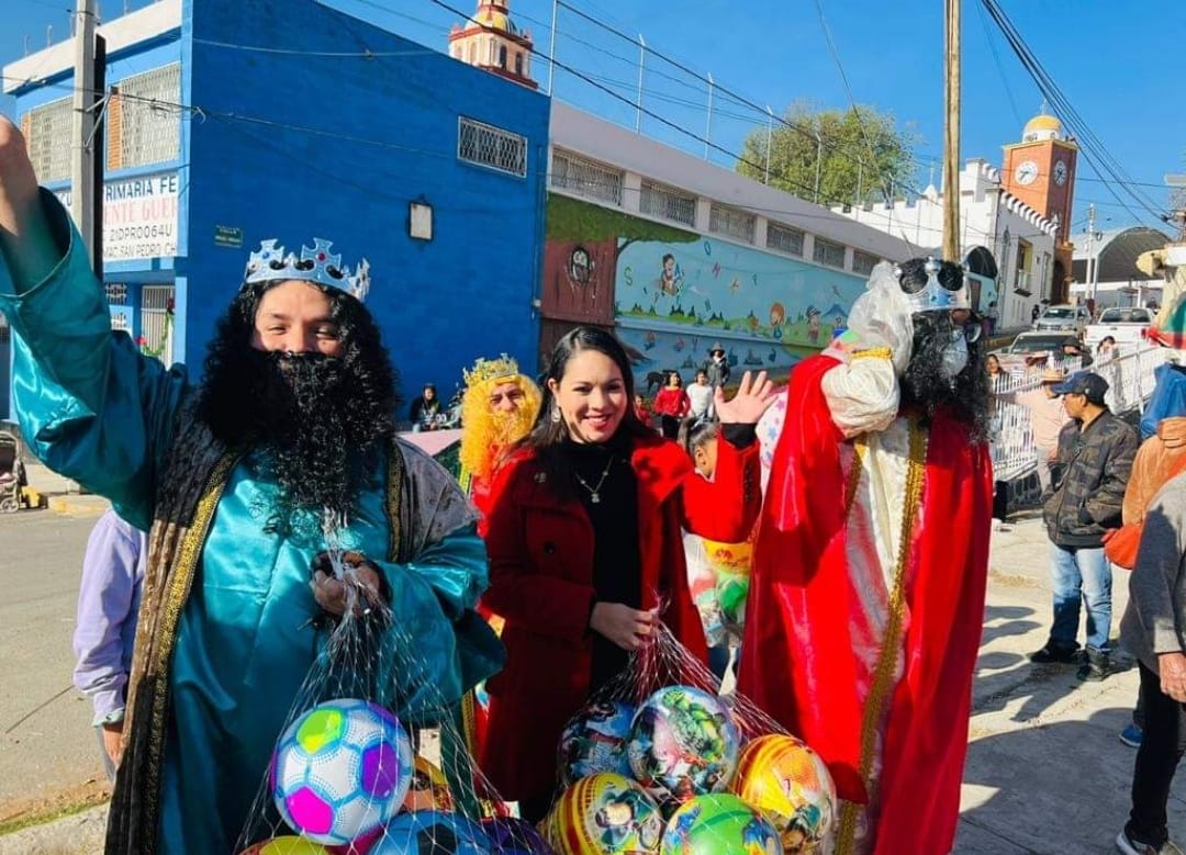 Diputada Tonantzin Fernández anuncia entrega de calentadores y estufas ecológicas a cholultecas 