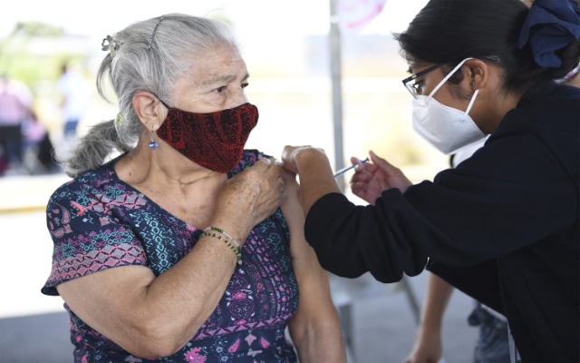 Afirma Salud que uso de cubrebocas ha ayudado a contener la sexta ola Covid en Puebla