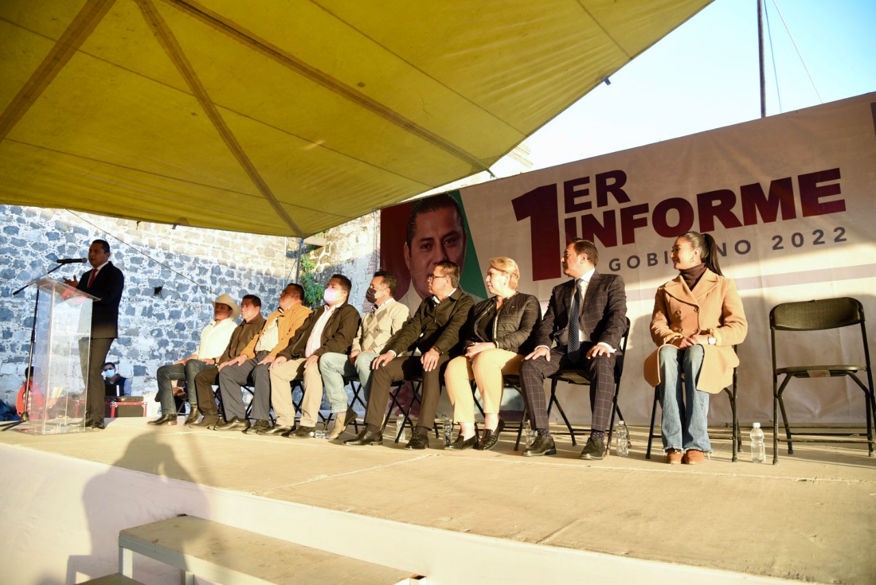 Por: Cortesía Alcalde de Tlaxcala capital acude al primer informe de actividades del presidente de comunidad de Tizatlán