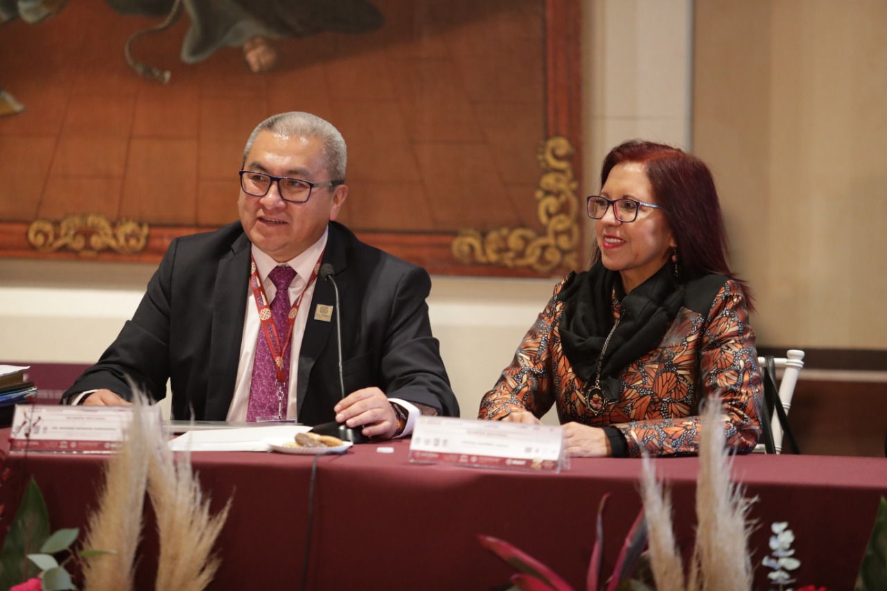 Por: Cortesía Reconocen autoridades federales de educación labor de SEPE-USET