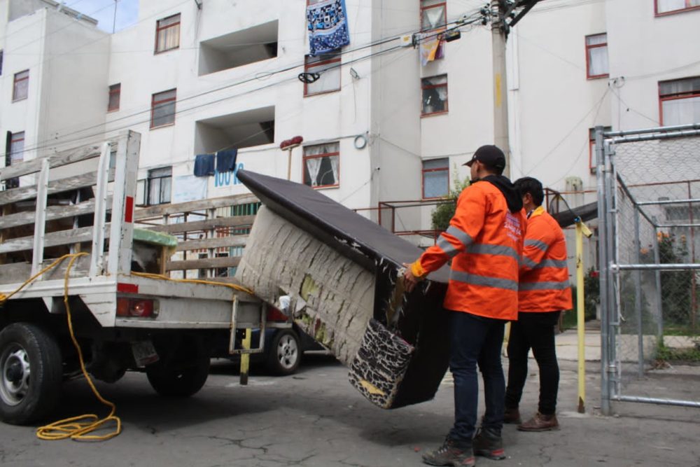 Por: Cortesía  Ayuntamiento de Puebla mantiene programa de descacharrización