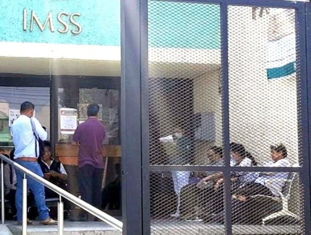 Gobierno de Puebla analiza integrarse a modelo IMSS-Bienestar en esquema híbrido 