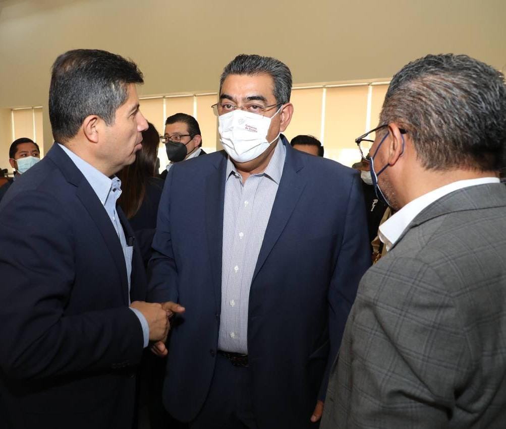 Por: Cortesía Eduardo Rivera junto con otros alcaldes piden obras y seguridad al gobernador