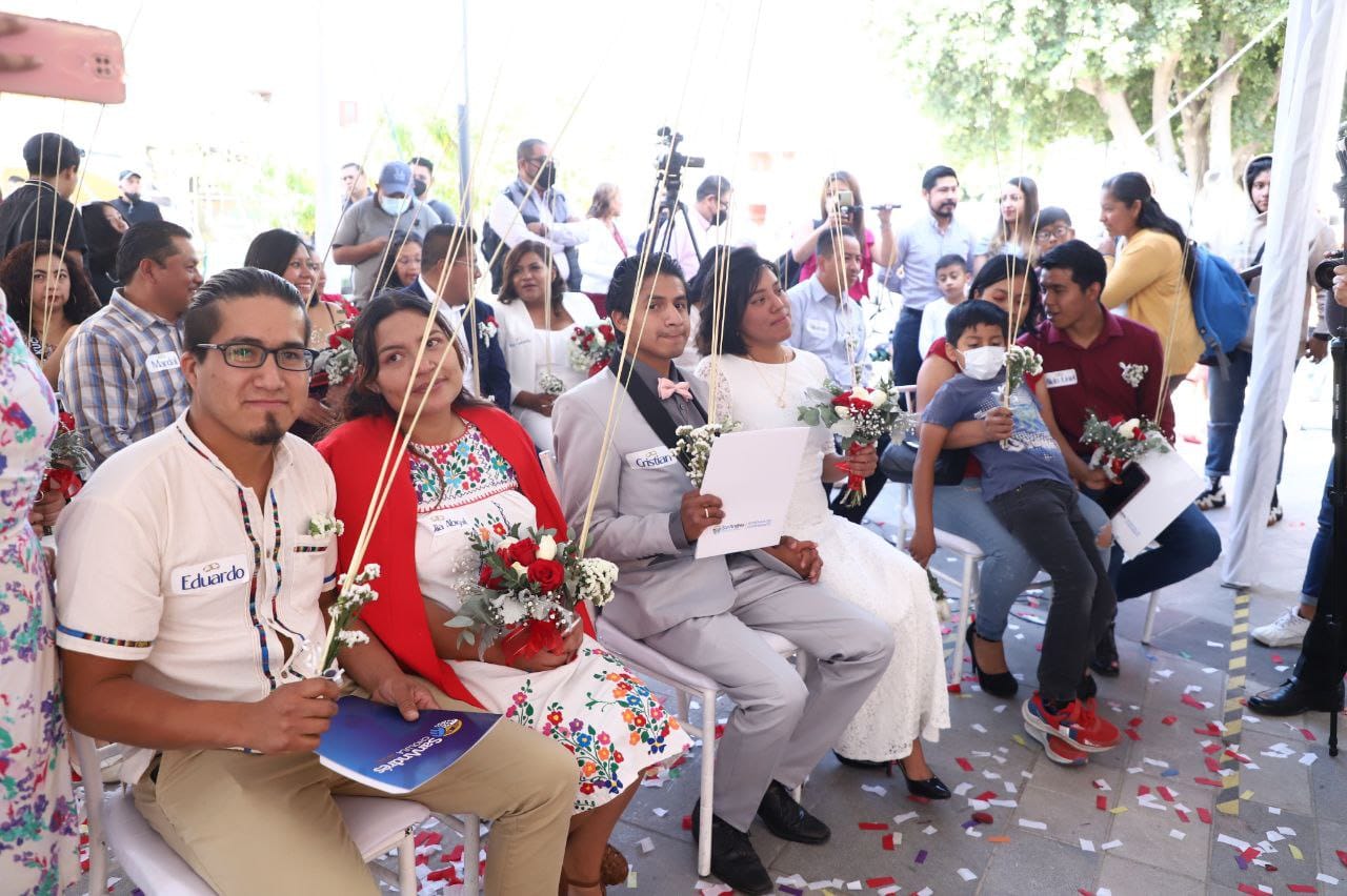 Encabezó Mundo Tlatehui segunda jornada de bodas civiles gratuitas