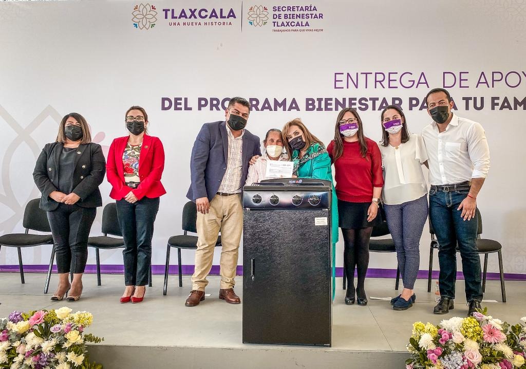 Por: Cortesía El 58 por ciento de beneficiarias de programas estatales de bienestar son jefas de familia y madres solteras