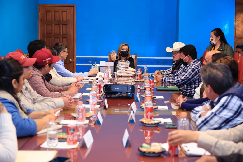Por: Cortesía Atendió gobernadora de Tlaxcala a productores y procesadores de amaranto