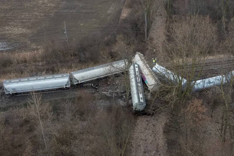 Segundo tren con material peligroso se descarrila en EU, esta vez en Michigan