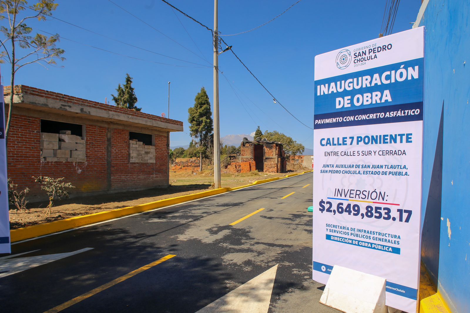 Comunicado oficial Entrega Paola Angon pavimentación en Tlautla, tras 35 años de espera