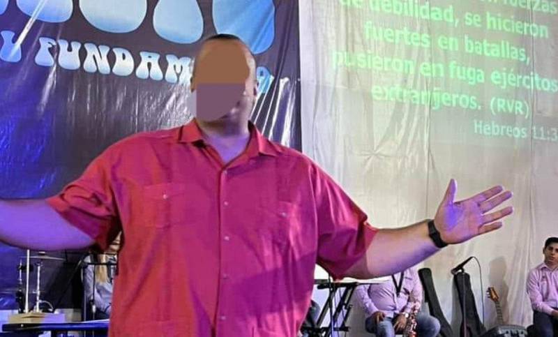 Por: Cortesía Bendito problema con la ley: Detienen en Querétaro al líder de la iglesia ‘Policía Celestial’