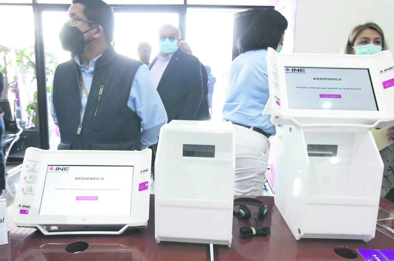 Por: Cortesía Presenta INE urna electrónica mejorada