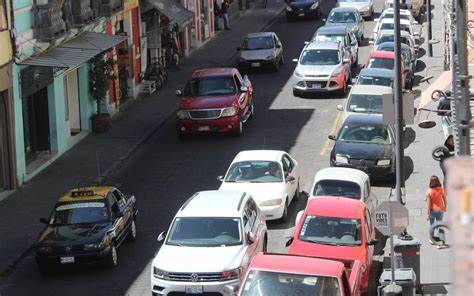 Ayuntamiento arranca operativo “Doble Fila” en el Centro Histórico y zonas escolares