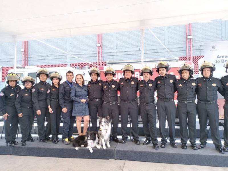 Por: Cortesía Orly y Balam, perritos rescatistas que viajaron a Turquía, vuelven a Querétaro