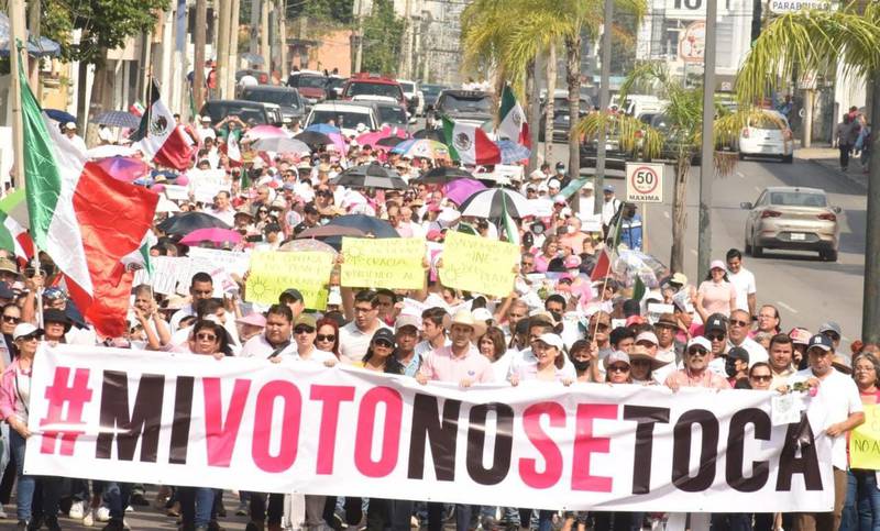 Por: Cortesía Marcha por el INE: En los estados se unen a la exigencia de frenar el plan b electoral