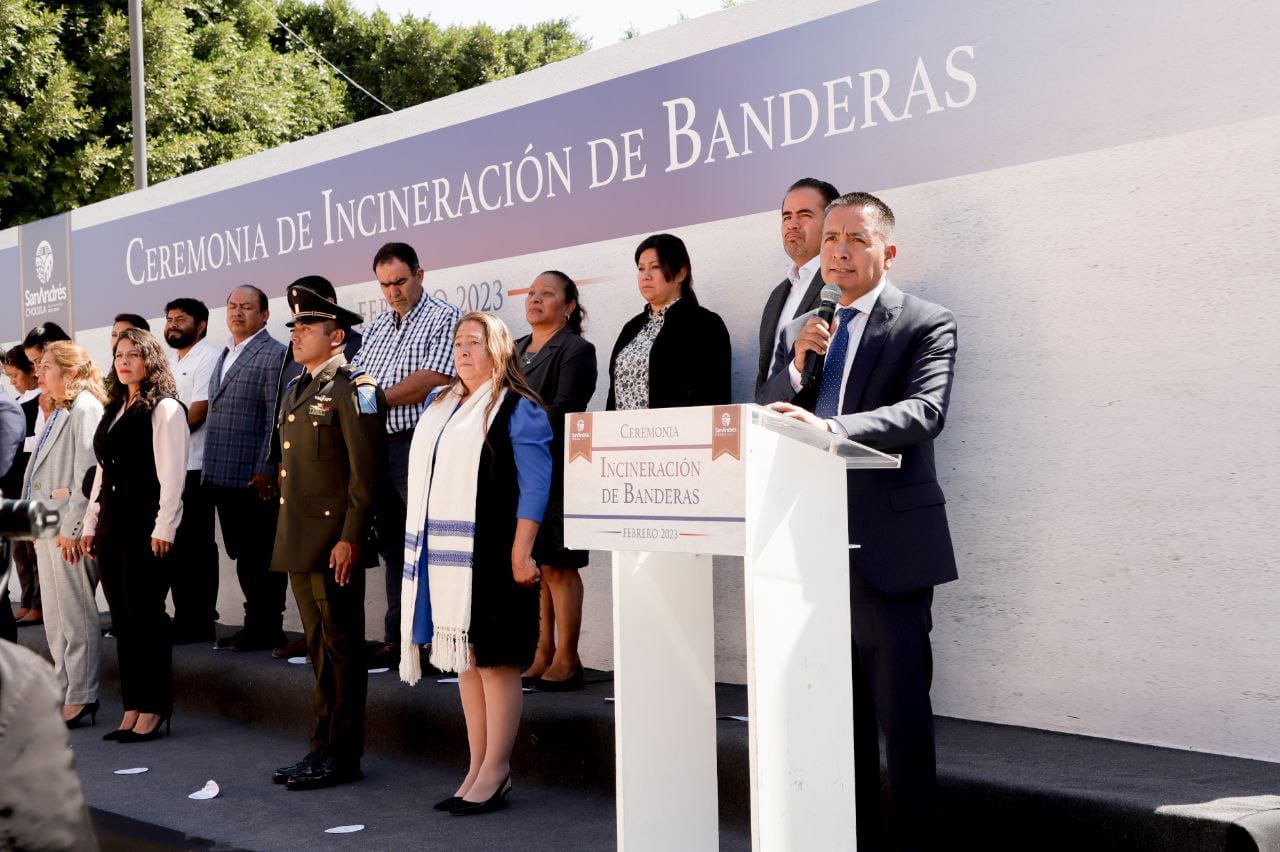 Comunicado oficial Encabeza Mundo Tlatehui ceremonia de incineración de banderas