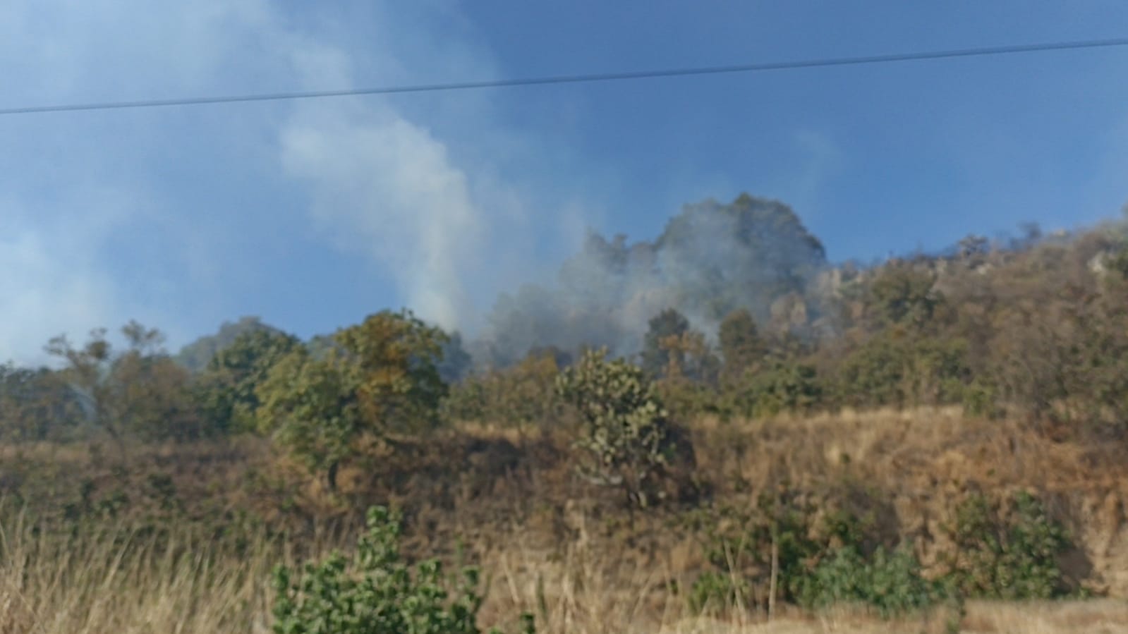 Por: Cortesía Persiste quema de pastizales en Tlaxcala