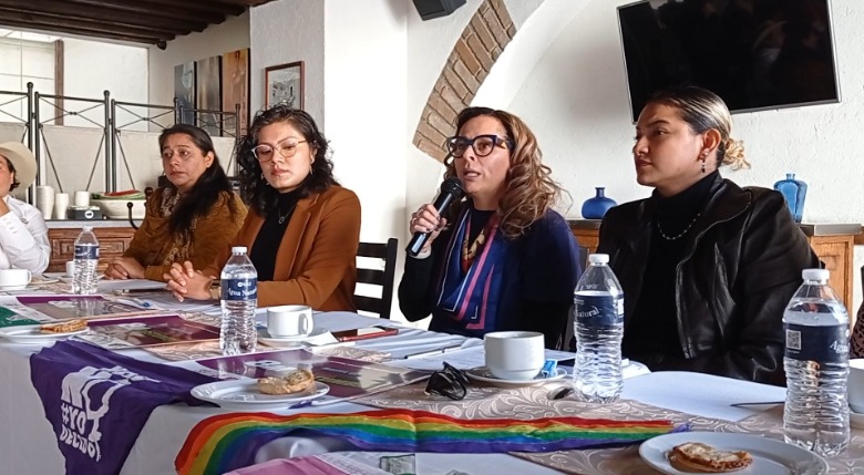 Colectivos feministas convocan megamarcha incluyente para el 8 de marzo