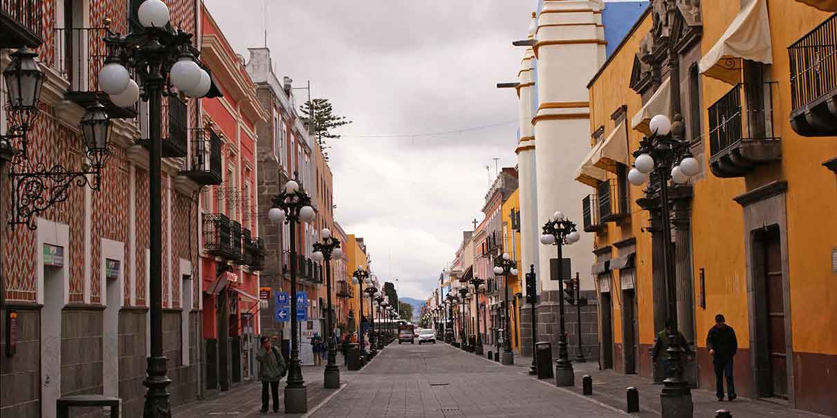 Por: Cortesía Alcalde de Puebla analiza proyecto de peatonalización en la calle 16 de Septiembre