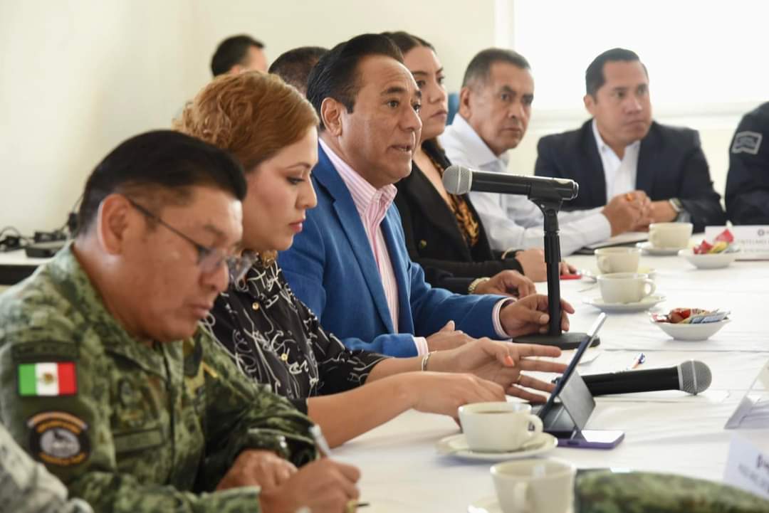 Niega Jorge Corichi incumplimiento de su policía municipal, acusa a Covarrubias de portación de arma