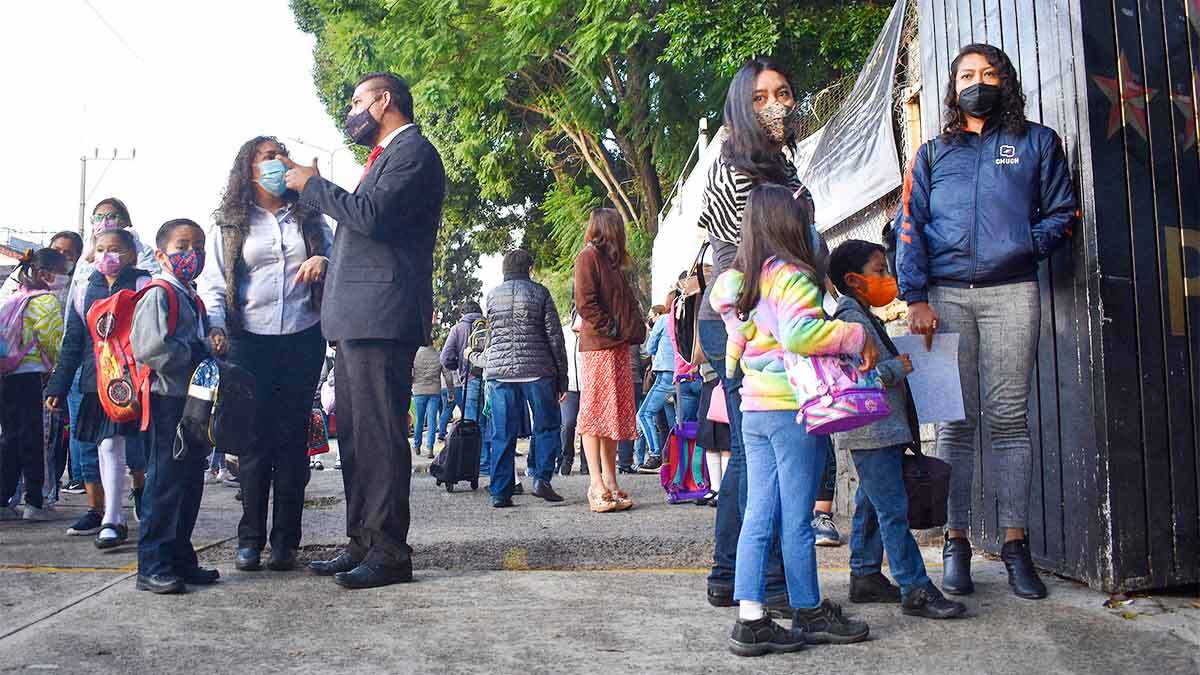 Ayuntamiento de Puebla implementará programa "Entorno Seguro" en centros educativos