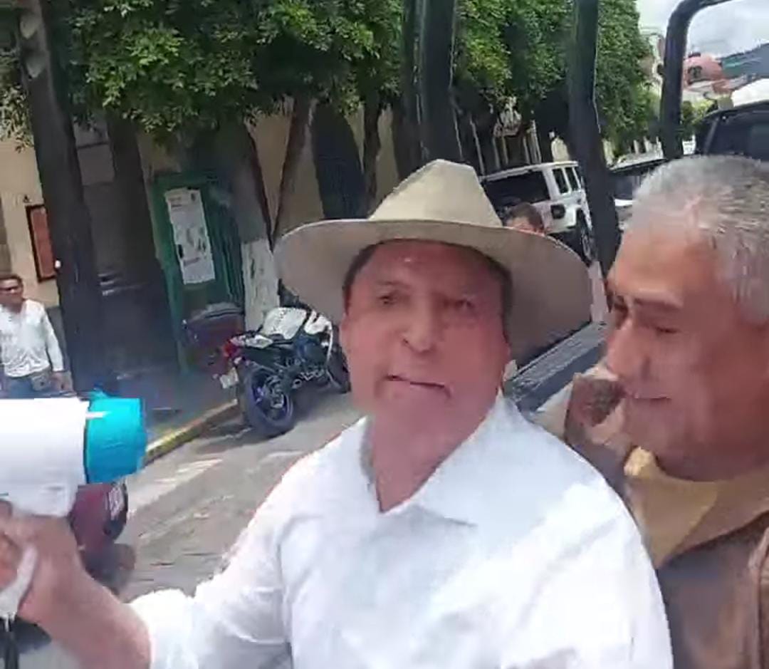 Por: Cortesía Exhiben a mando de la SSC por represión física contra empresario capitalino